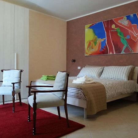 Апартаменты Casa Livia Metro C Bolognetta Рим Экстерьер фото